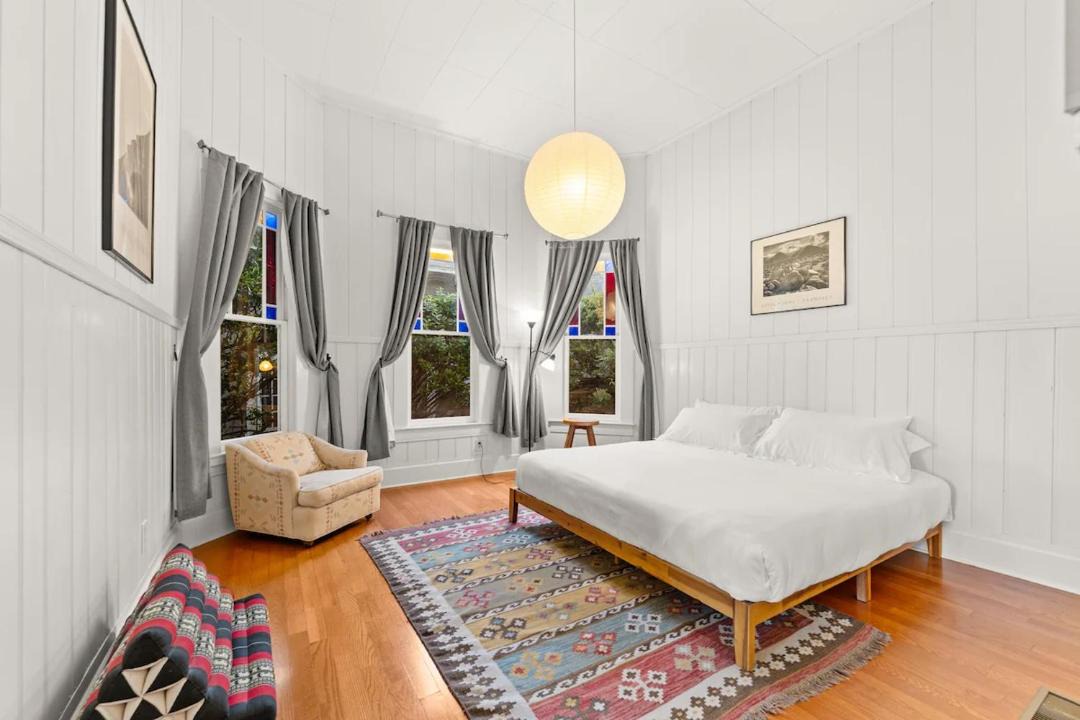 Photo of Bedroom in Ventura