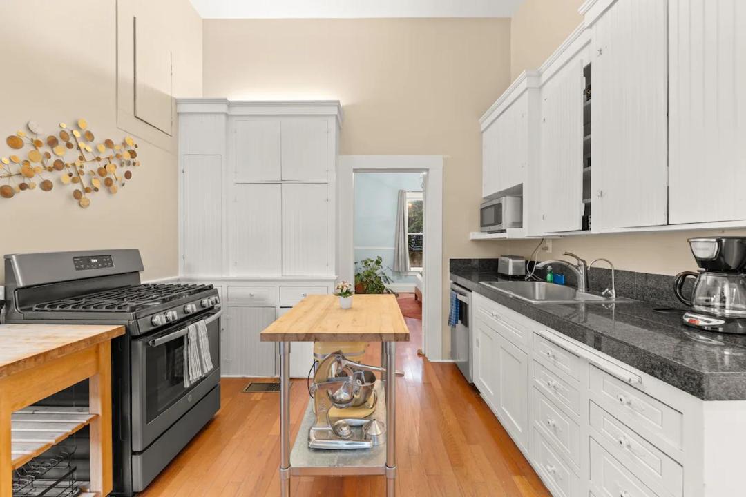 Photo of Kitchen in Ventura