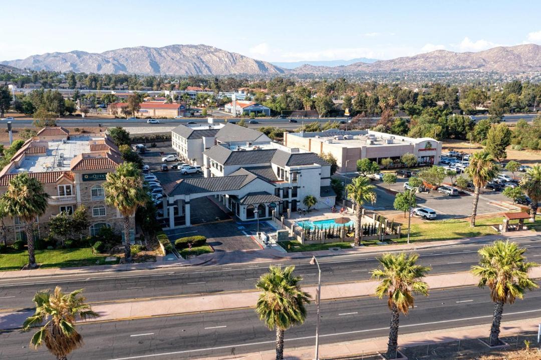 Photo of Others in Moreno Valley