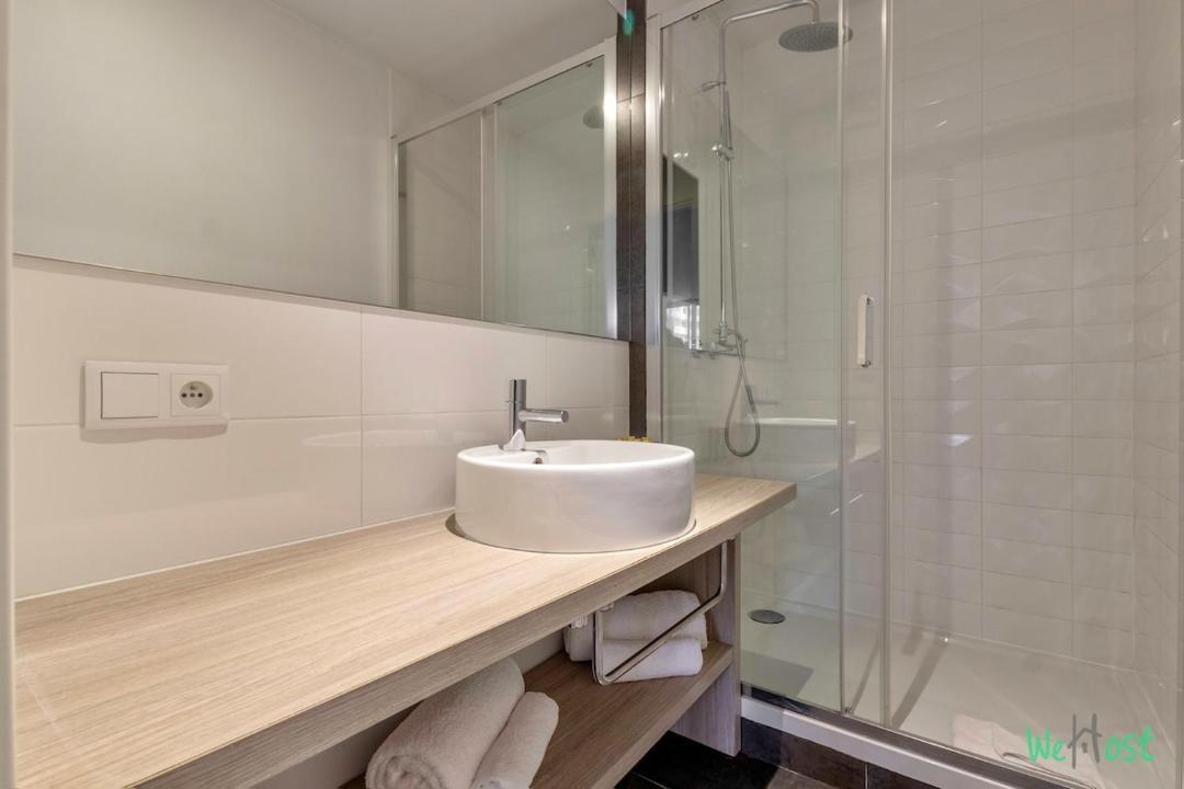 Photo of Bathroom in Vanves