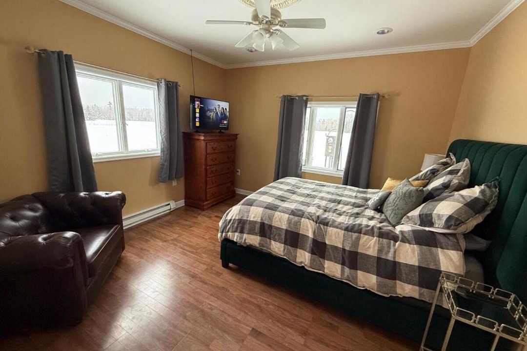 Photo of Bedroom in Forbes