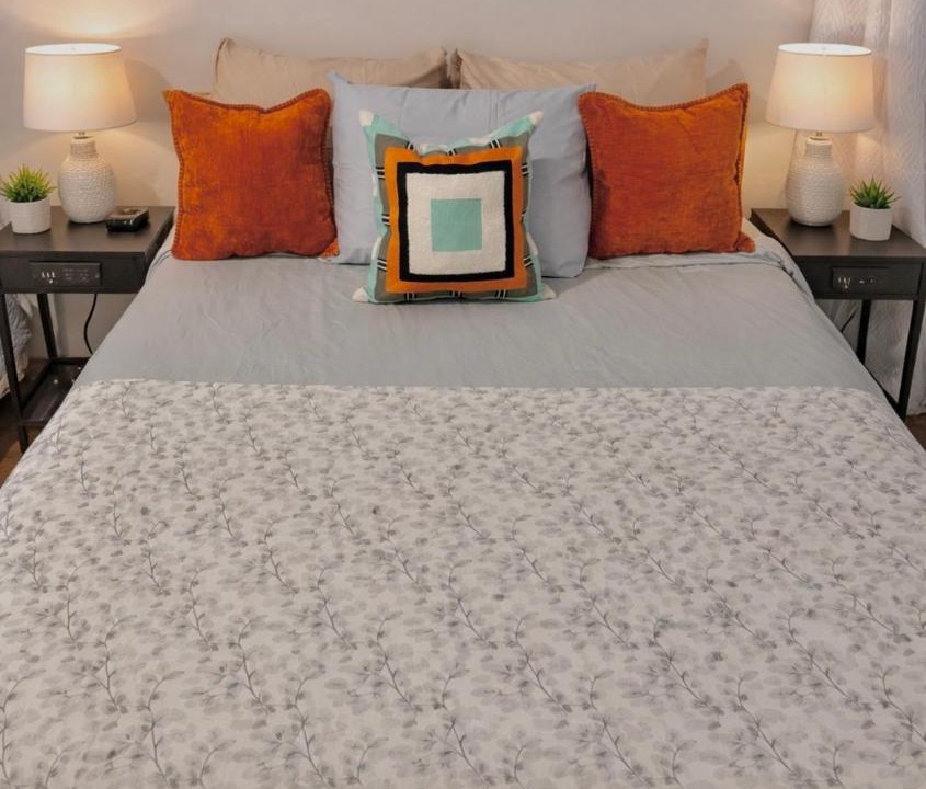 Photo of Bedroom in Oleander - Sunset