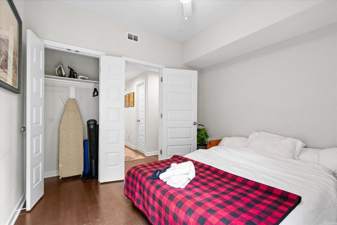 Photo of Bedroom in Fairlawn