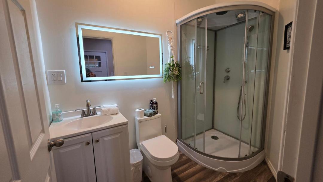 Photo of Bathroom in Beverly Grove