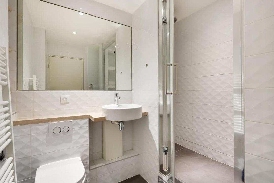 Photo of Bathroom in Vanves