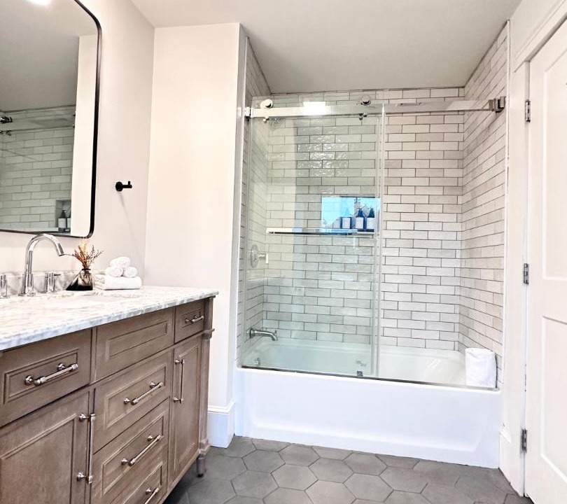 Photo of Bathroom in College Hill