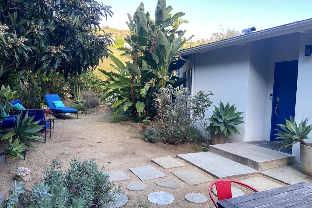 Photo of Others in Hollywood Hills West