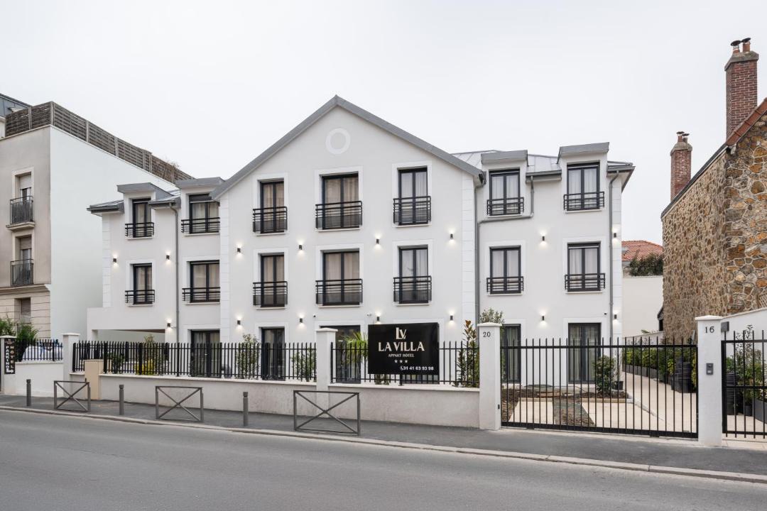 Photo of Buildings in Le Bourget
