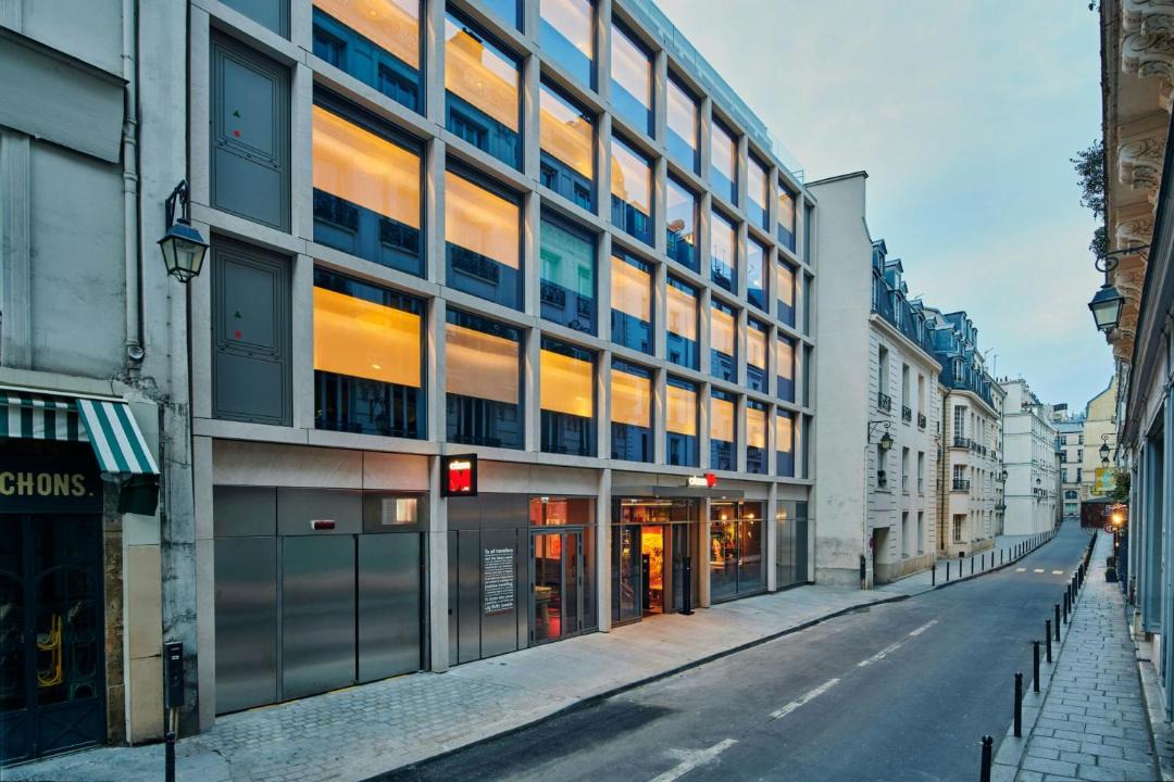 Photo of Others in 2nd Arrondissement