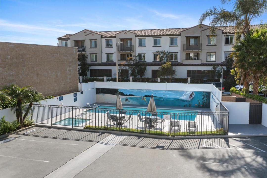 Photo of Others in Los Alamitos