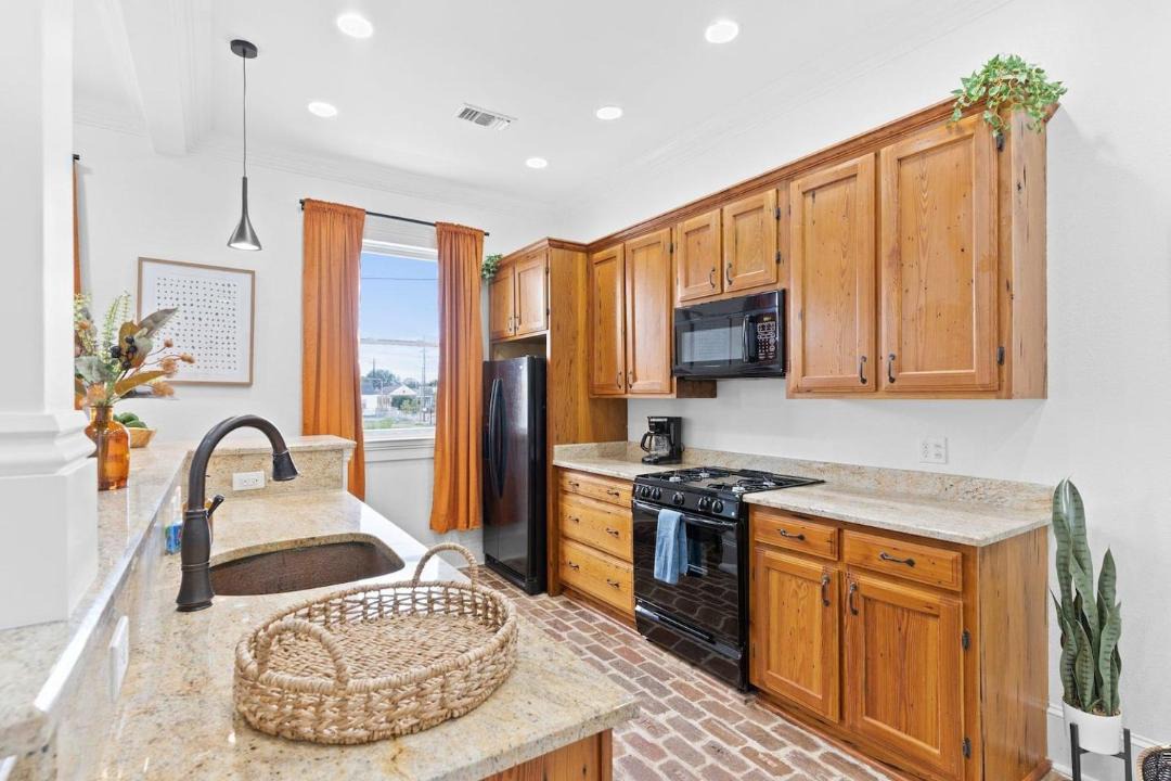 Photo of Kitchen in Mid-City