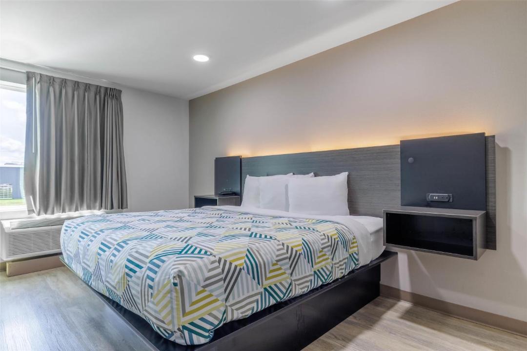 Photo of Bedroom in Gonzales