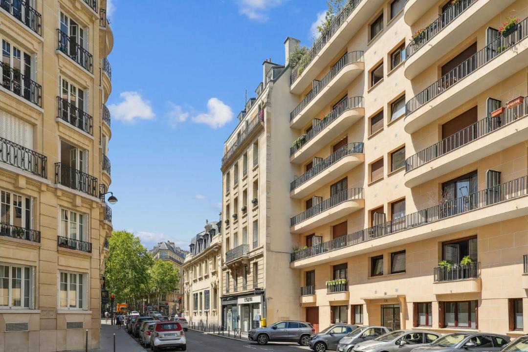 Photo of Others in Auteuil