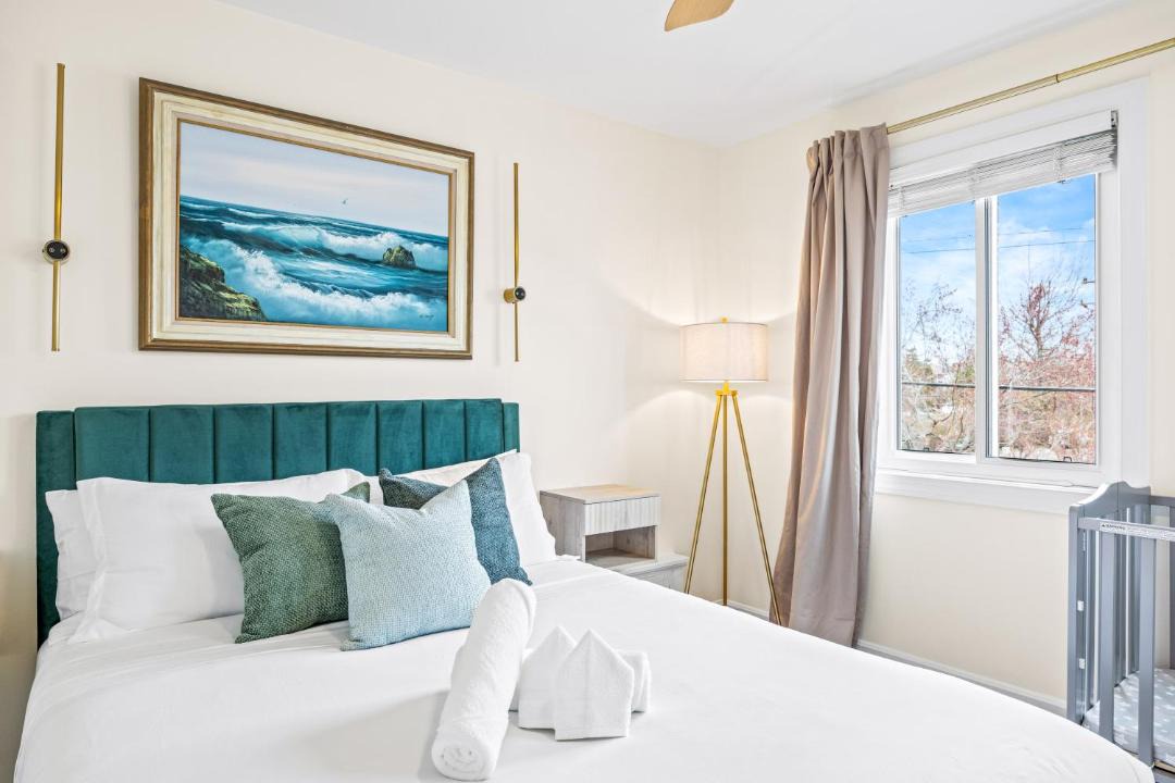 Photo of Bedroom in Old Town Alexandria