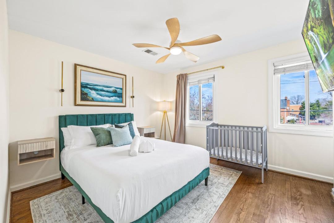 Photo of Bedroom in Old Town Alexandria