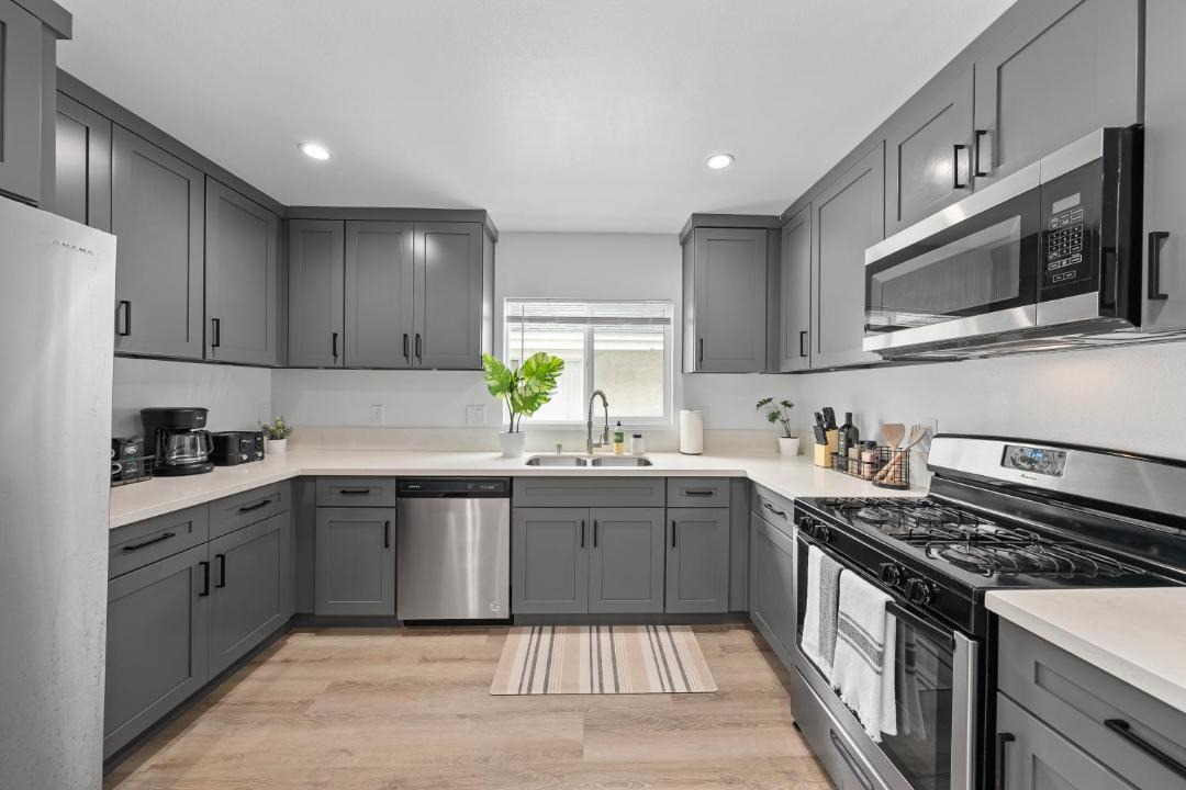 Photo of Kitchen in Harbor