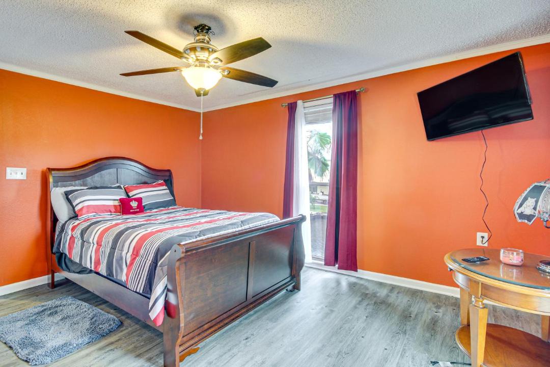 Photo of Bedroom in Shoreline Park