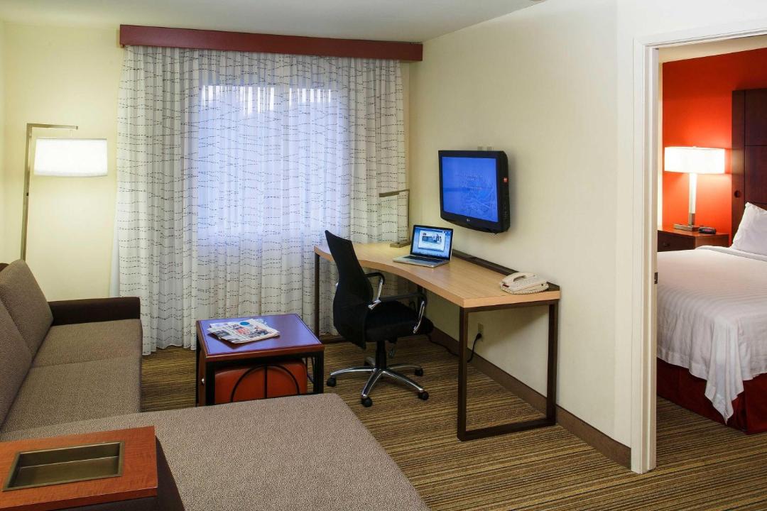 Photo of Bedroom in La Mirada