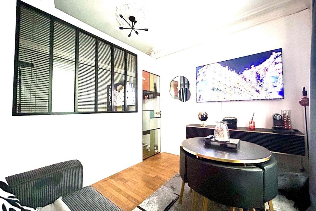 Photo of Livingroom in Saint-Lambert