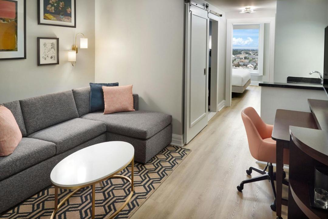 Photo of Livingroom in French Quarter