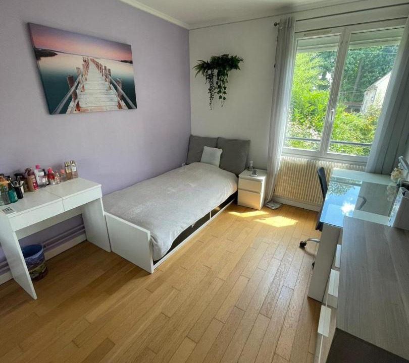 Photo of Livingroom in Le Chesnay