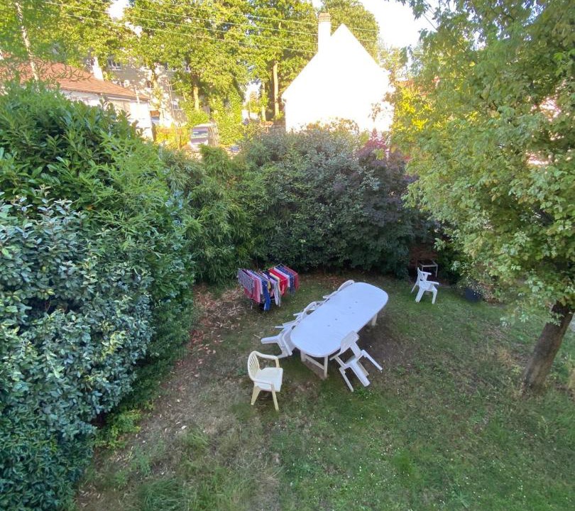 Photo of Others in Le Chesnay
