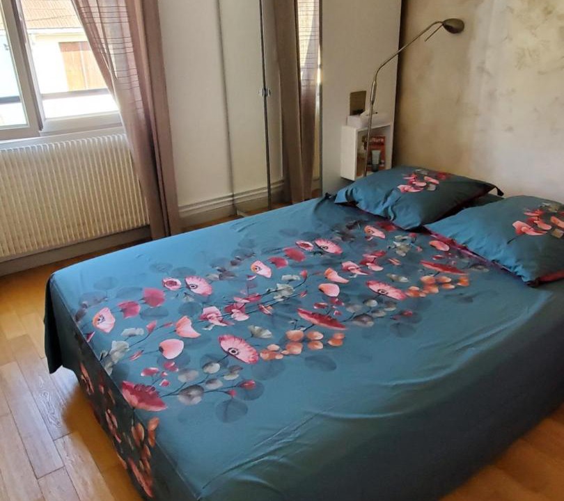 Photo of Bedroom in Le Chesnay