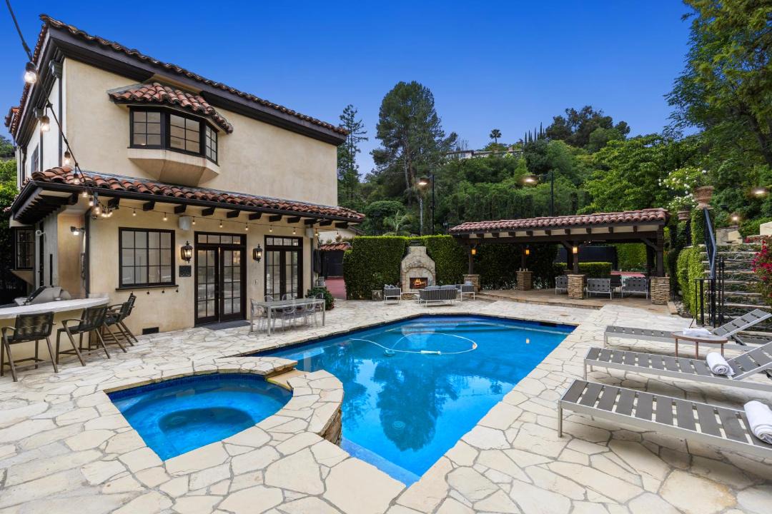 Photo of Outdoor in Beverly Hills