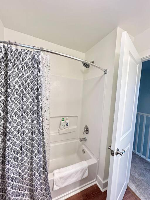 Photo of Bathroom in Ocean Springs