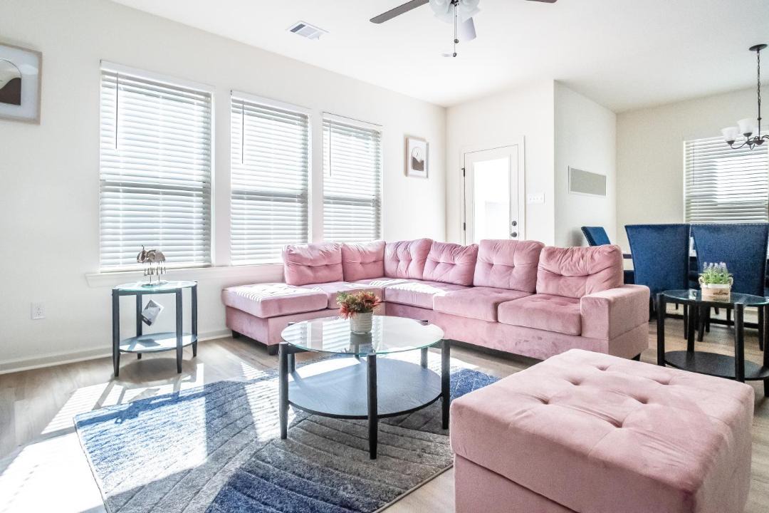 Photo of Livingroom in Highlands - Perkins
