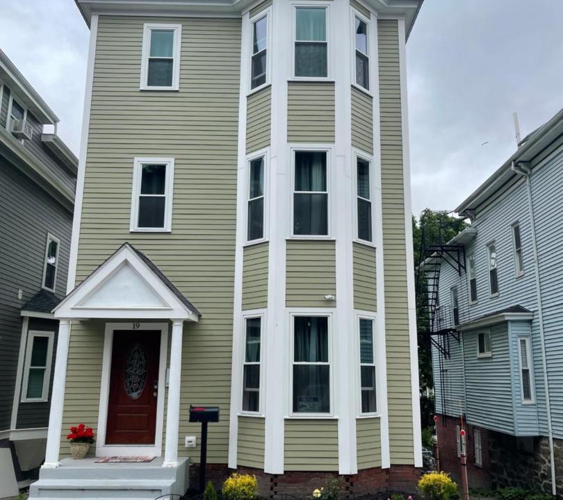 Photo of Buildings in Dudley - Brunswick King