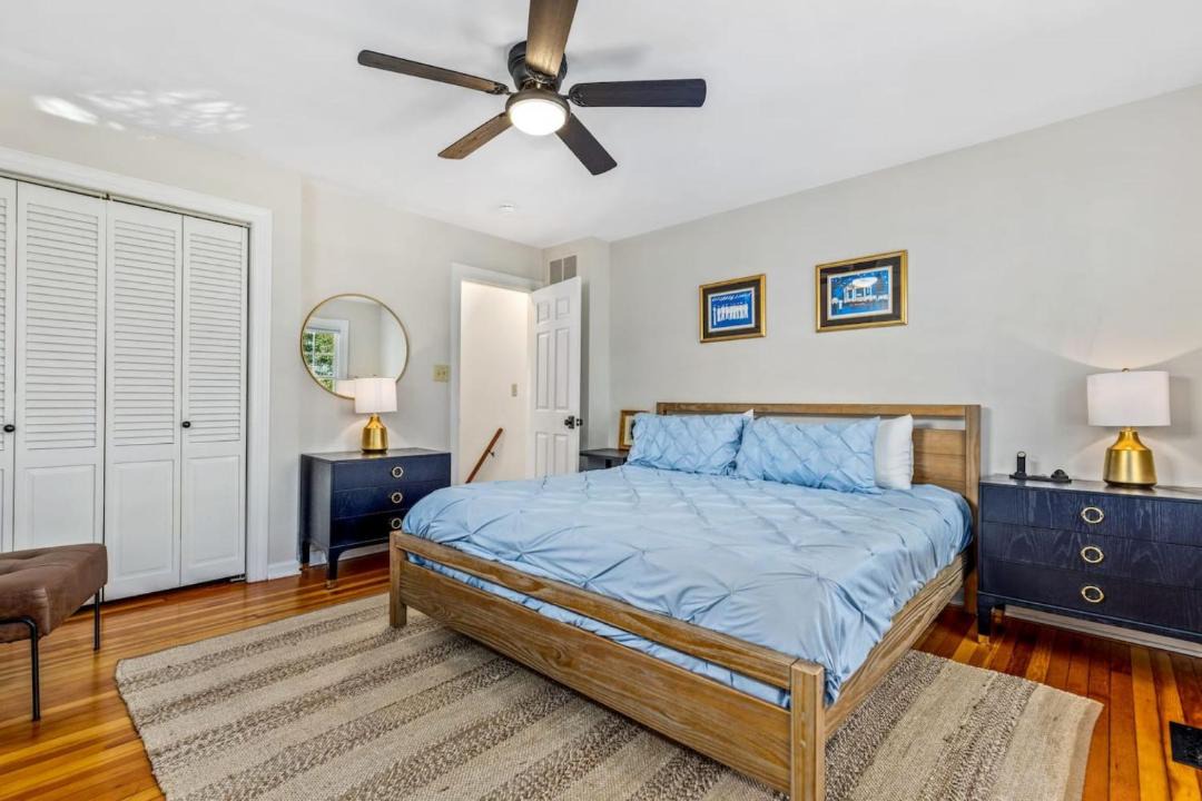 Photo of Bedroom in Historic District
