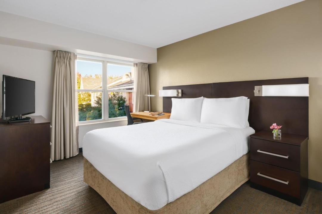 Photo of Bedroom in Gaithersburg