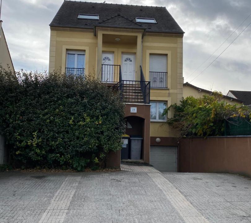 Photo of Buildings in Pontault-Combault