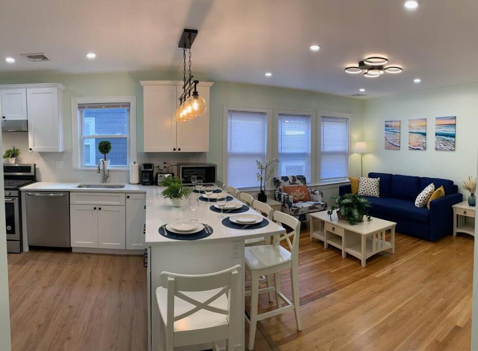 Photo of Livingroom in St. Marks