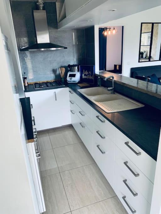 Photo of Kitchen in La Chapelle-en-Serval