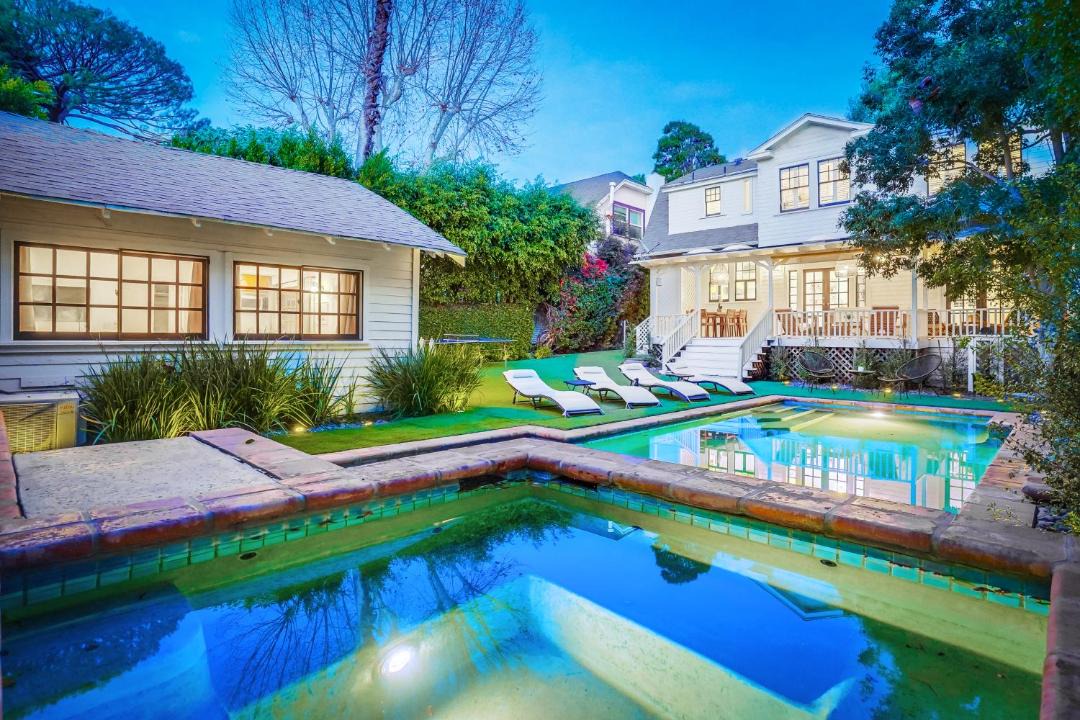 Photo of Outdoor in Hollywood