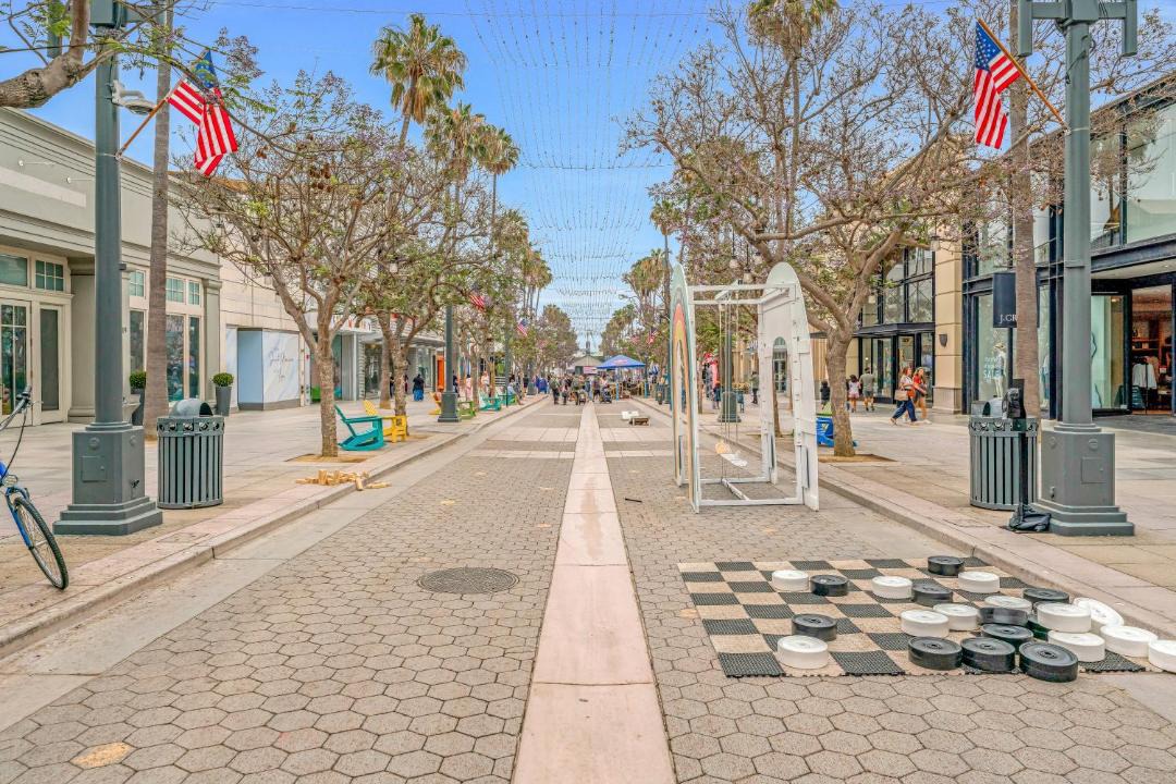 Photo of Others in Mid-City