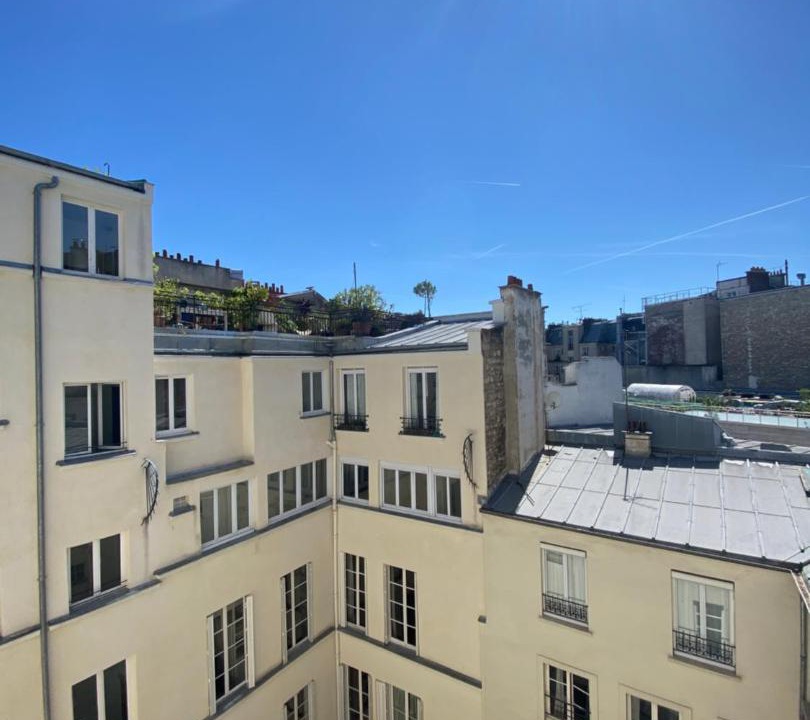 Photo of Others in 2nd Arrondissement