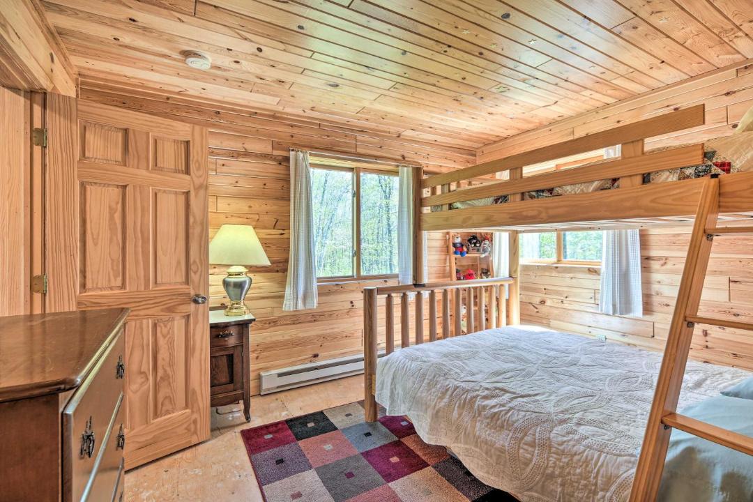 Photo of Bedroom in Crosslake