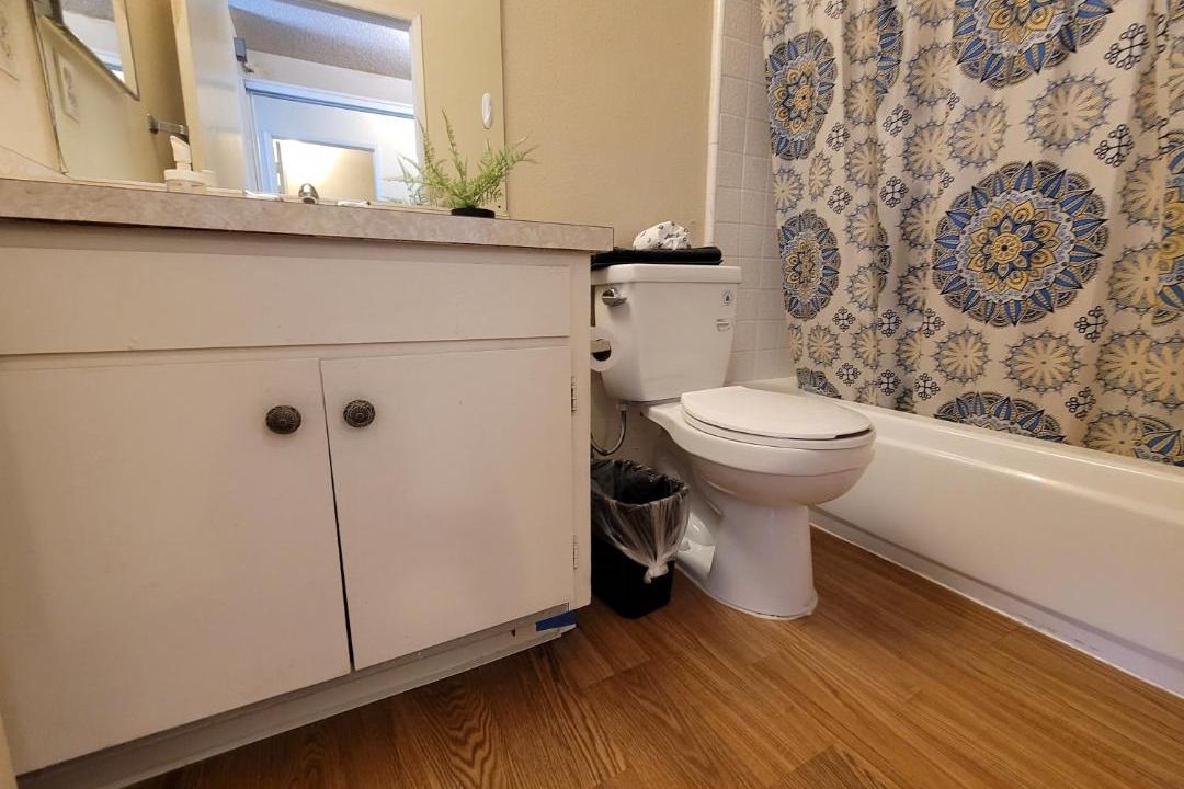 Photo of Bathroom in Pico - Robertson