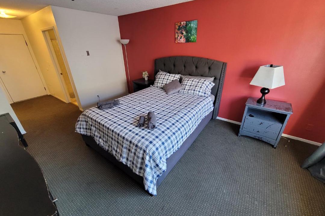 Photo of Bedroom in Pico - Robertson