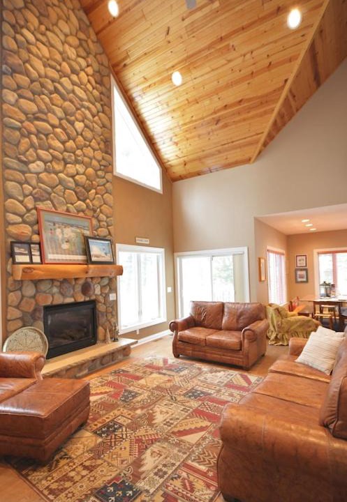Photo of Livingroom in Redgranite
