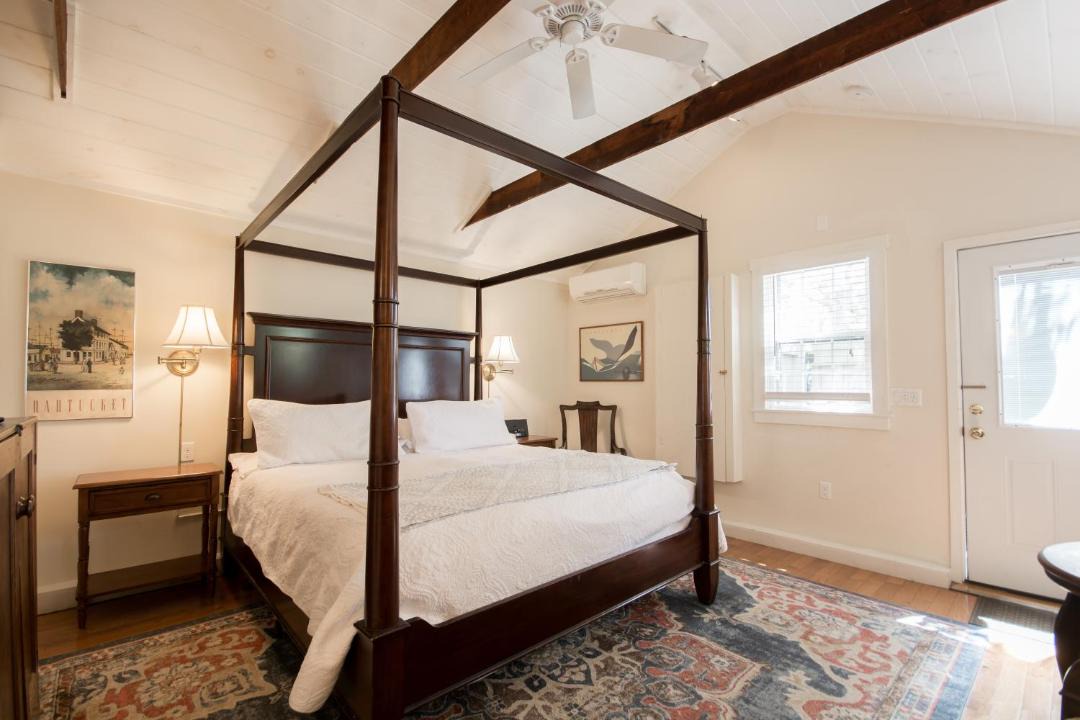 Photo of Bedroom in Top of the Hill