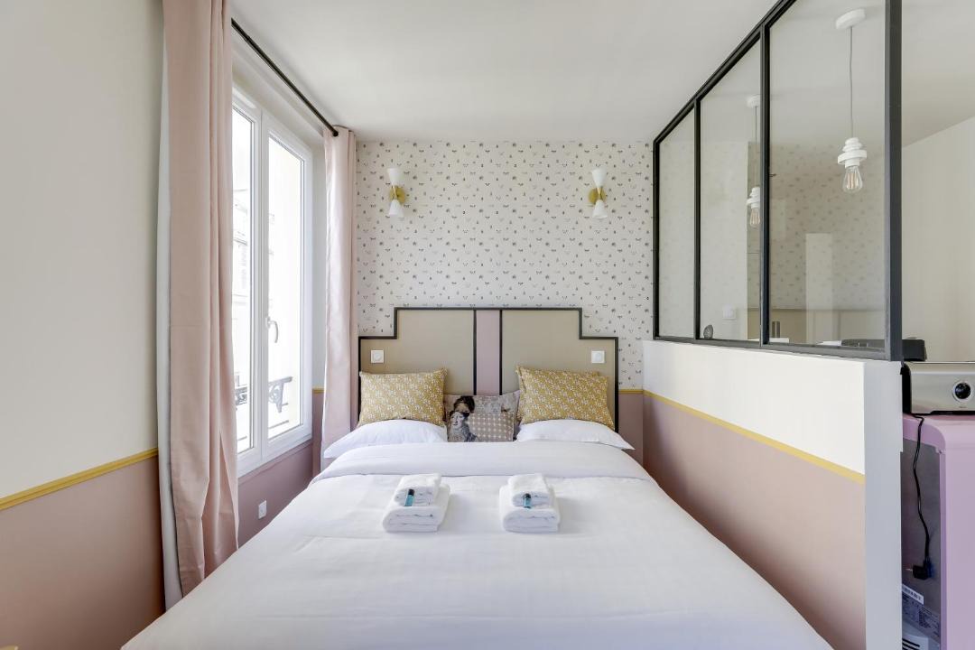 Photo of Bedroom in Vanves
