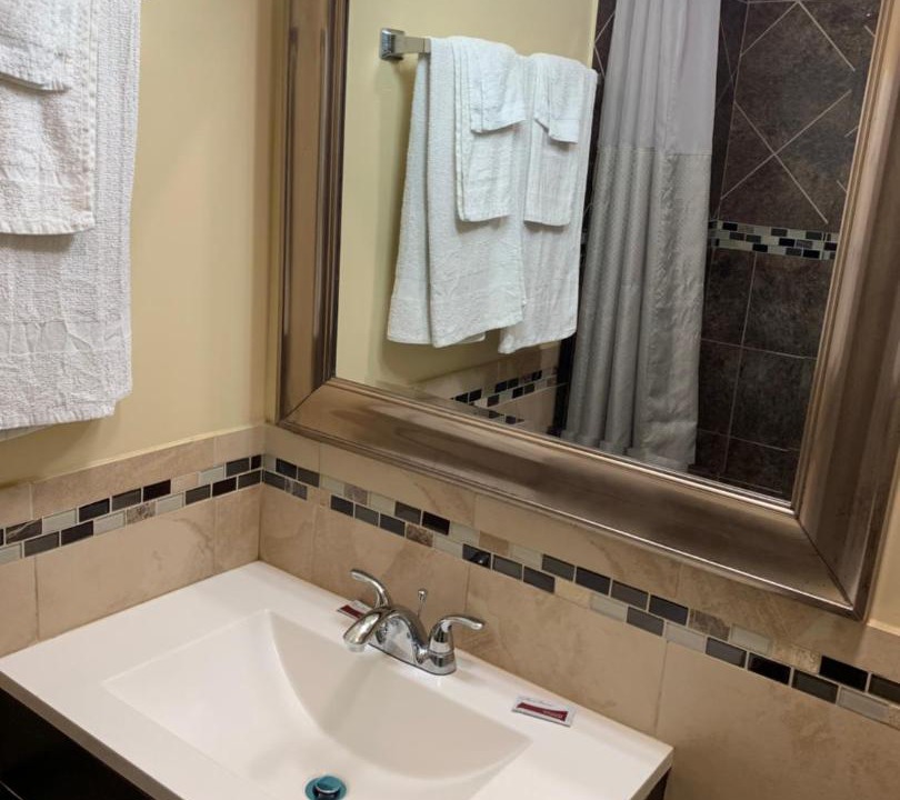 Photo of Bathroom in Bixby Knolls