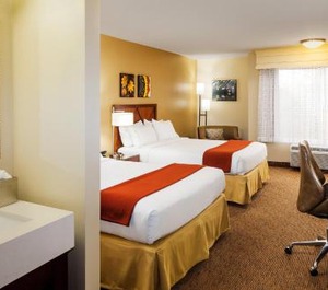 Holiday Inn Express Simi Valley Ihg Hotel 
