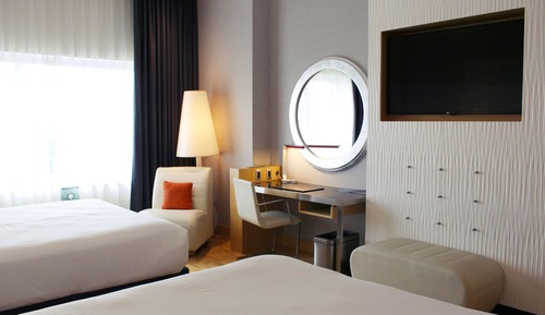 Executive Room, 2 Queen Beds, Non Smoking ( High Floor)