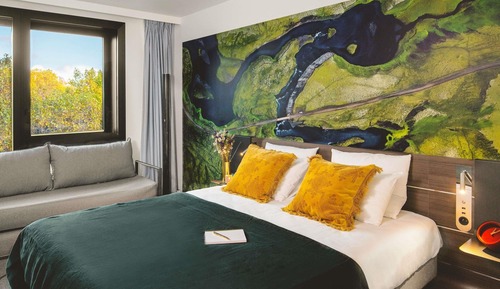 Executive Room, 1 Queen Bed with Sofa bed