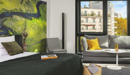 Family Room, 1 Queen Bed with Sofa bed
